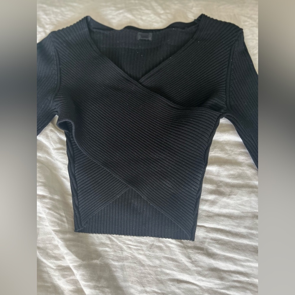 Revolve: NBD Wrap Ribbed Crop, Size S - Picture 2 of 6